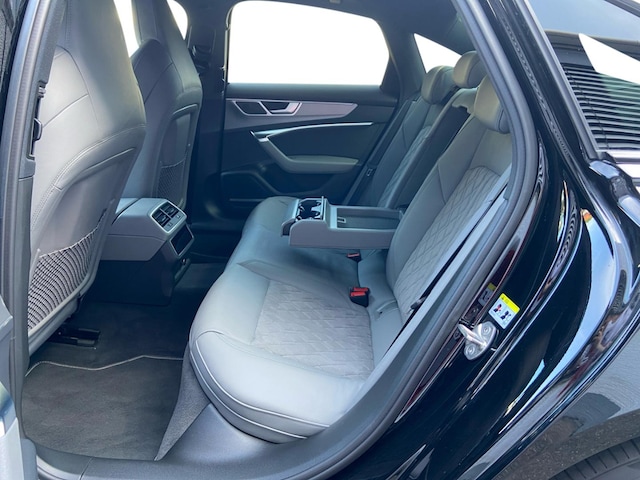 Audi S6 Quattro Sedan