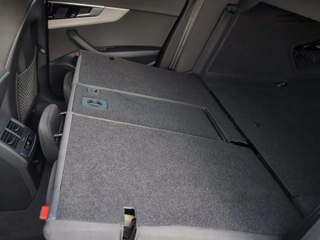 Audi A4 30 TDI Sedan