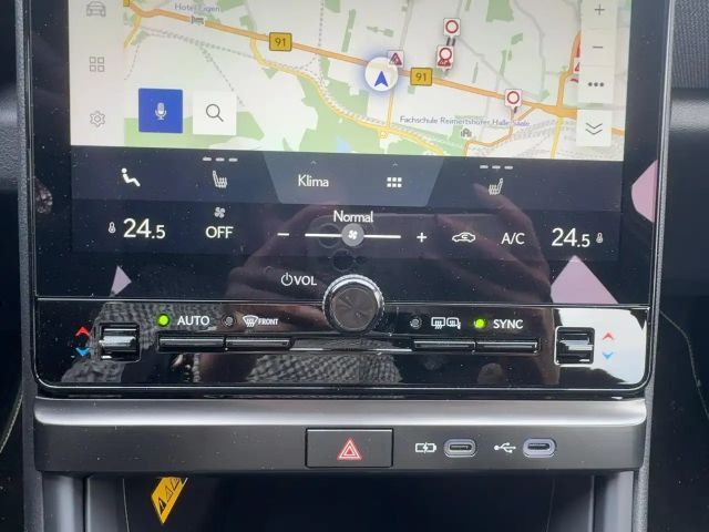 Lexus LBX 1.5 Basis 4x2 Klima Kamera Sitzhzg Tempomat