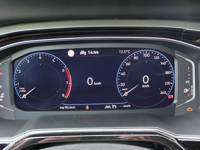 Volkswagen Polo Move