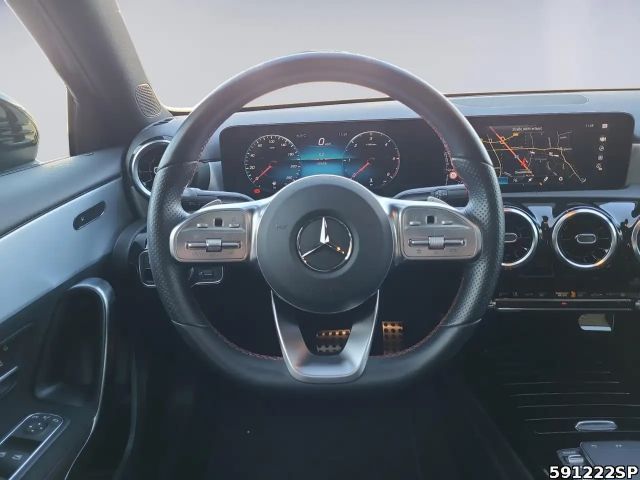 Mercedes-Benz A 220 A 220 d AMG Line