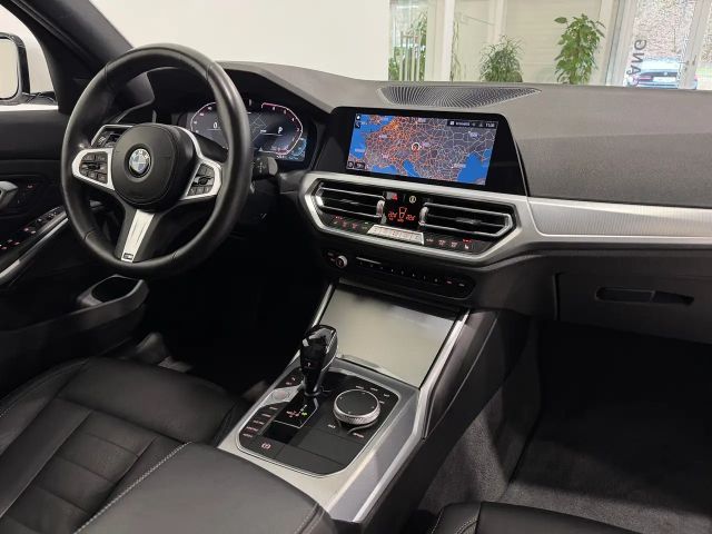 BMW 330 330e xDrive