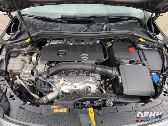 Mercedes-Benz GLA 250 4MATIC Progressive