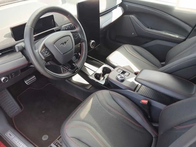 Ford Mustang Mach-E AWD