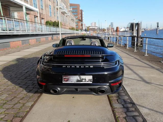 Porsche 992 Cabrio Turbo