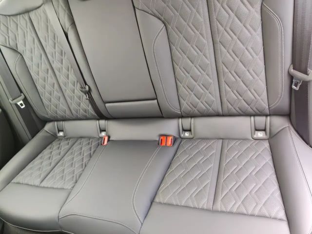 Audi A6 Quattro S-Tronic Sedan