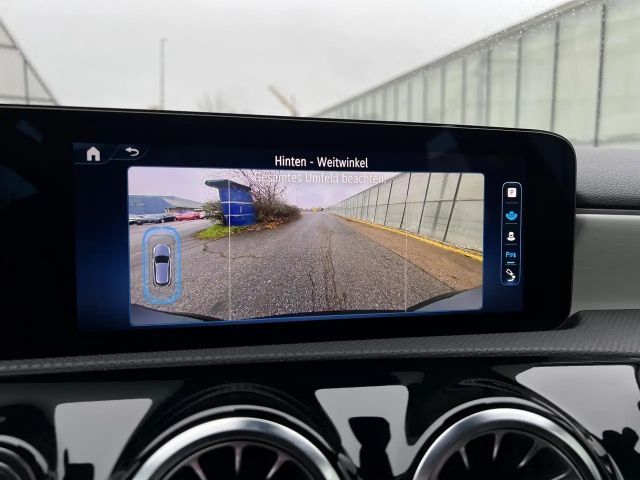 Mercedes-Benz A 180 Hatchback Progressive