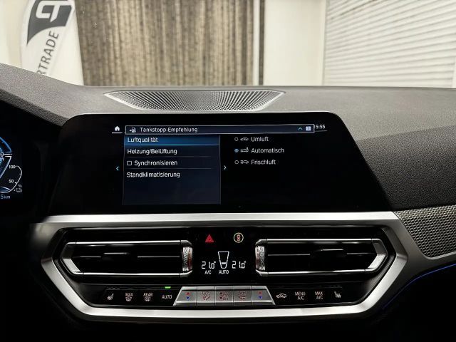 BMW 330 330e Touring