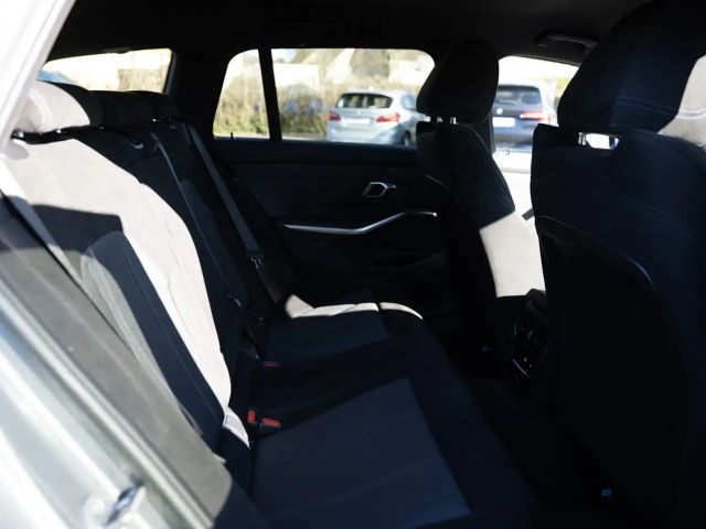 BMW 318 318i M-Sport Touring