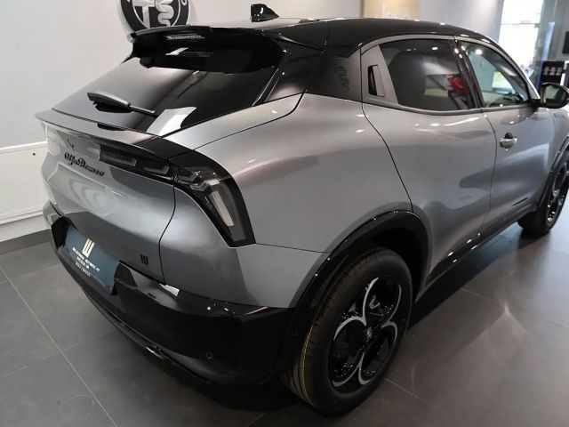 Alfa Romeo Junior Ibrida