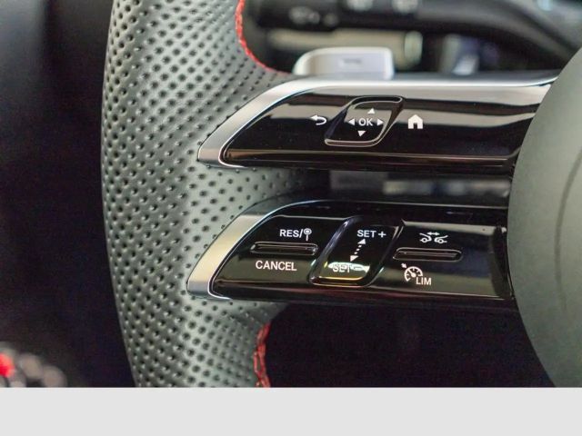 Mercedes-Benz GLA 180 AUT DynLicht Fernlichtass. Kam. KeyLess