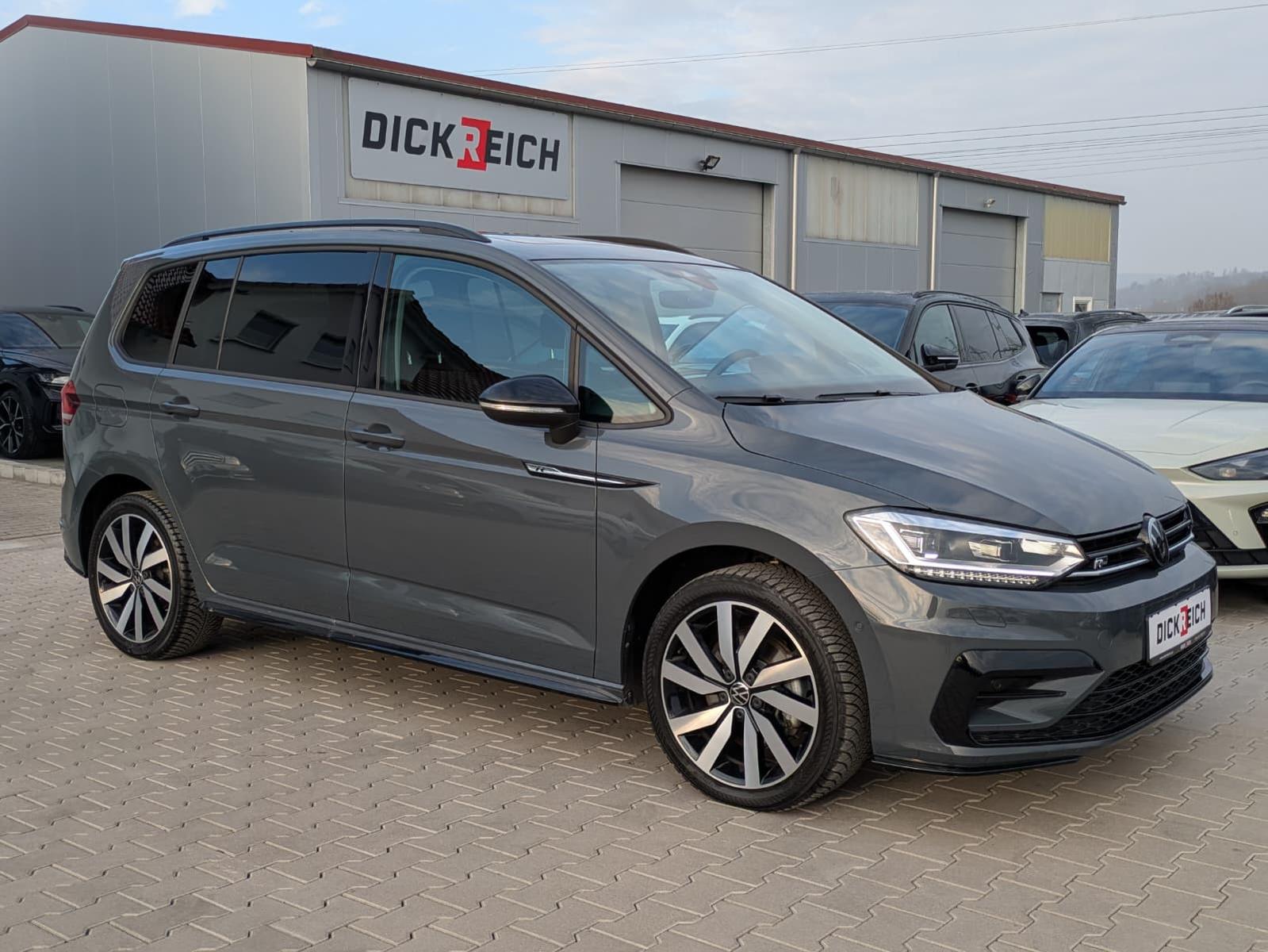 Volkswagen Touran DSG Highline IQ.Drive R-Line