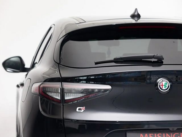 Alfa Romeo Stelvio AT8 Q4 Veloce