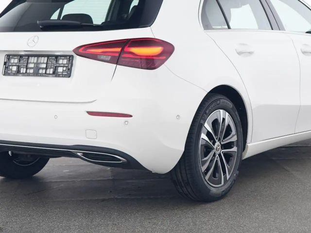 Mercedes-Benz A 180 , 7G-DCT, Progr. Advanced, Winter-Pak., Kamera,...