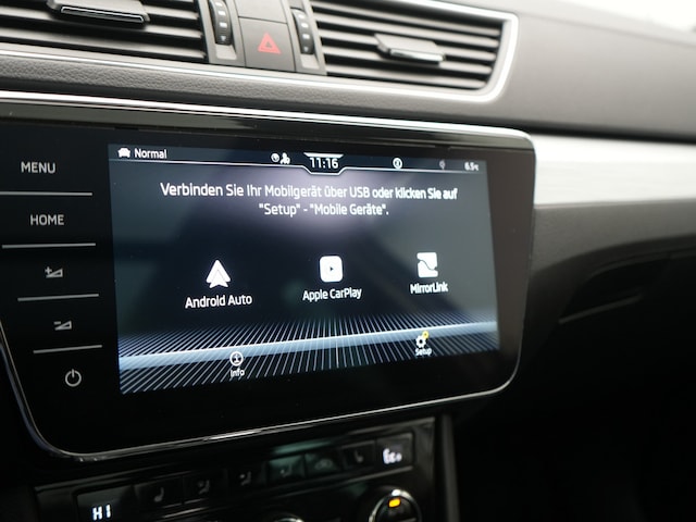 Skoda Superb Ambition Combi iV