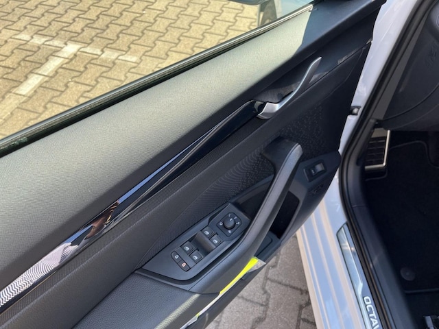 Skoda Octavia Combi RS