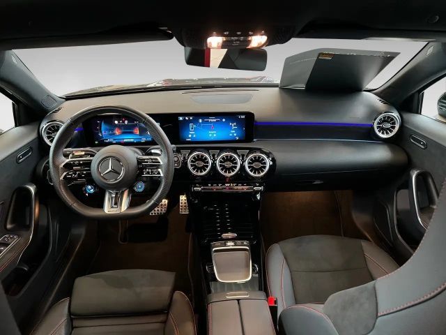 Mercedes-Benz A 35 AMG 4MATIC AMG Line