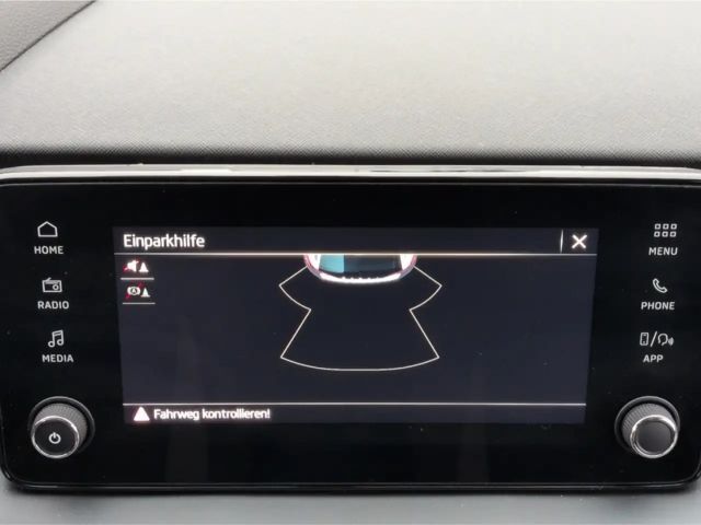 Skoda Scala Essence TSI*DSG LED SHZ Tempo digCockp PDC