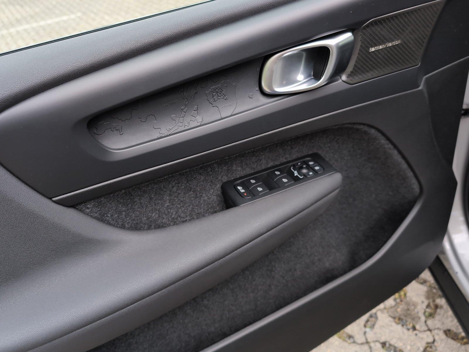 Volvo EX40 Extended range Plus Single motor