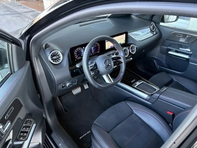 Mercedes-Benz B 200 AMG Line