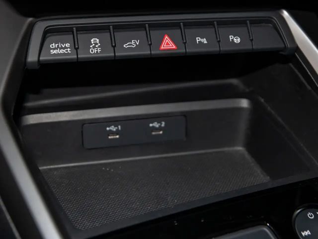 Audi A3 40 TFSI Hybride Sedan