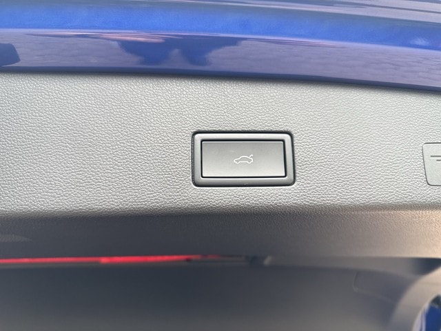 Volkswagen Golf DSG R-Line Variant