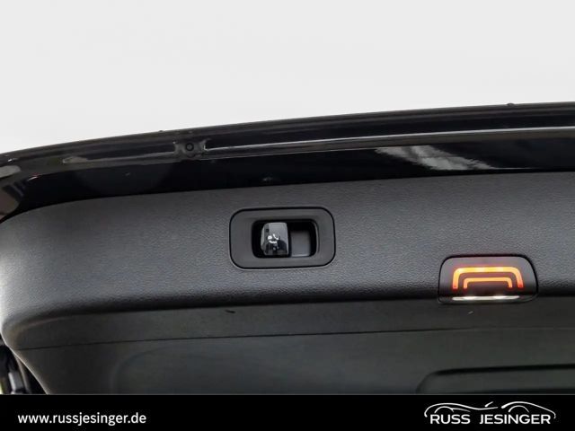 Mercedes-Benz E 200 AVANTGARDE Estate