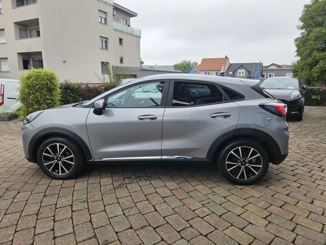 Ford Puma EcoBoost Titanium