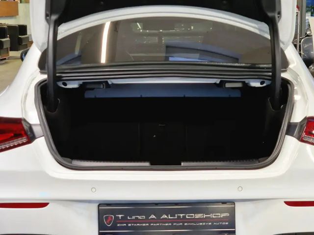 Mercedes-Benz CLA 180 AMG Line Coupé