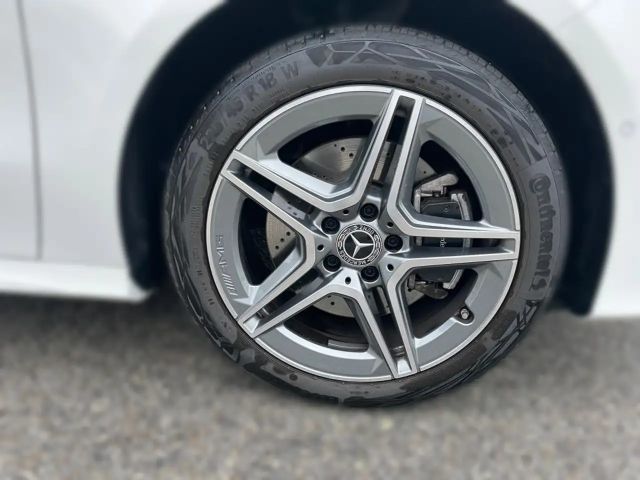 Mercedes-Benz A 250 A 250 e AMG Line