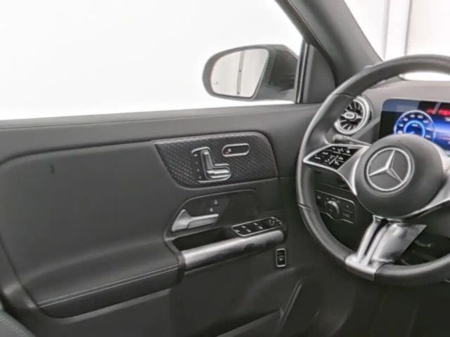 Mercedes-Benz EQA 300 Advanced