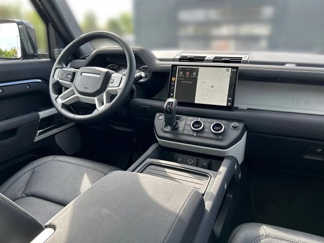 Land Rover Defender AWD D250 SE