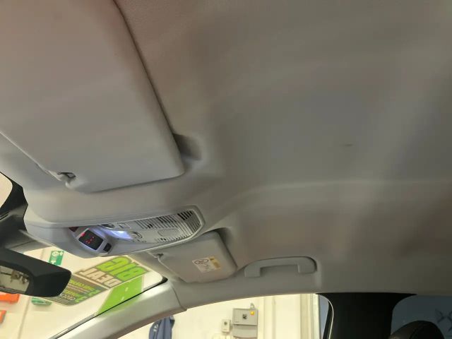 Peugeot 3008 1.6 225 A llure LED+Navi+SHZ+2xKlima+Kam.