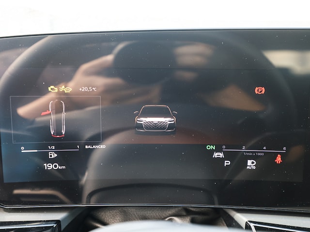 Audi A6 Avant Quattro S-Tronic