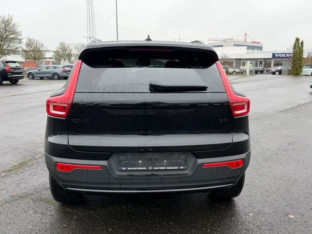 Volvo XC40 Plus