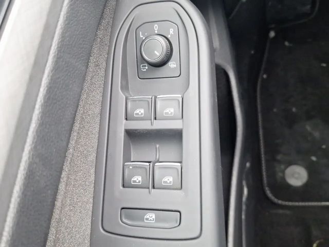 Volkswagen Golf 1.5 eTSI DSG Golf VIII Life