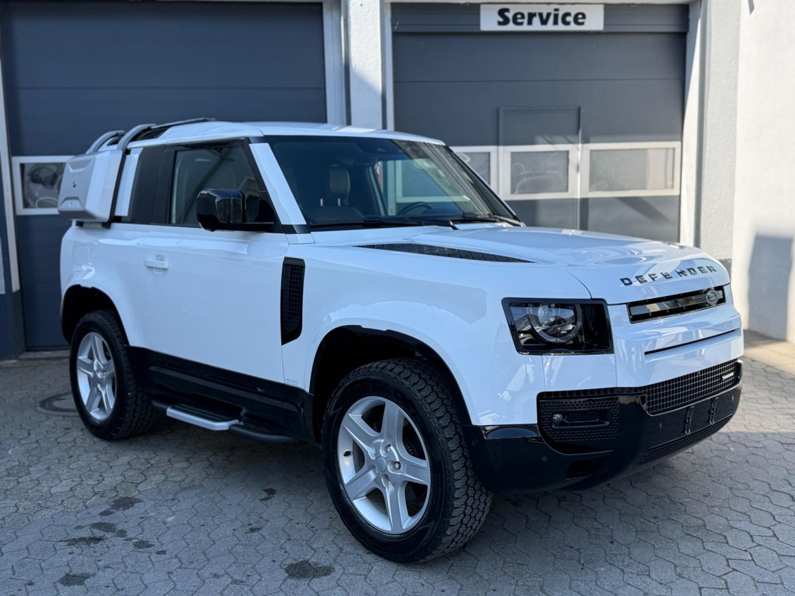 Land Rover Defender 3.0 90 D250 Dynamic SE