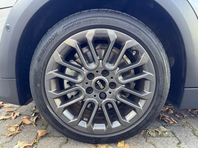 MINI Cooper Classic Trim PANO HuD DA PA LenkradHzg