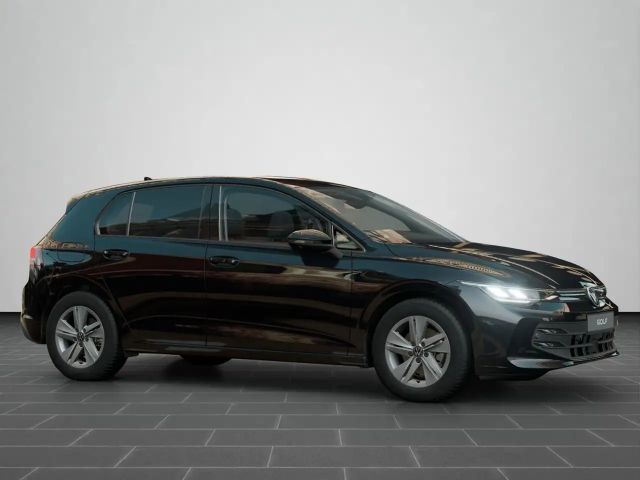 Volkswagen Golf 1.5 eTSI Business DSG