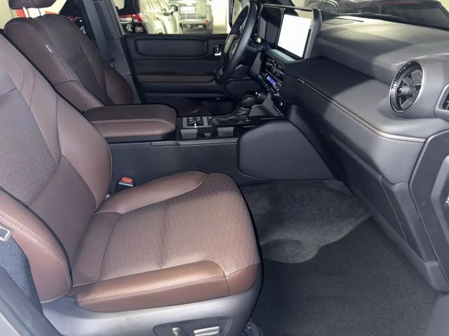 Toyota Land Cruiser Hybride Lounge