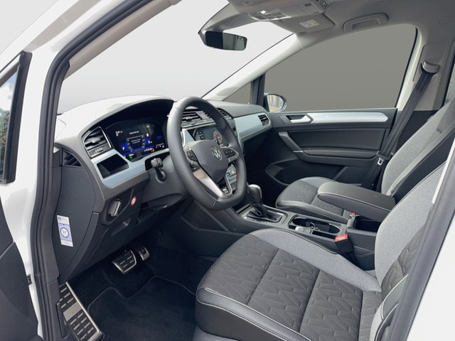 Volkswagen Touran 1.5 TSI DSG