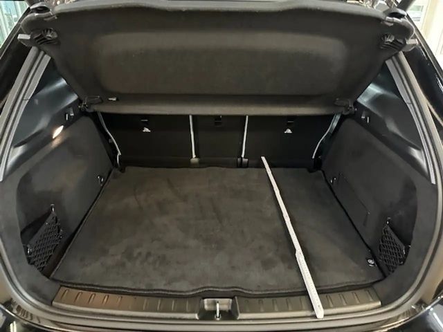 Mercedes-Benz GLA 200 Modelljahr2025+Night+Fondsitze verstellbar+AHK+DIS