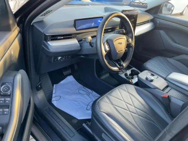 Ford Mustang Mach-E Standard range