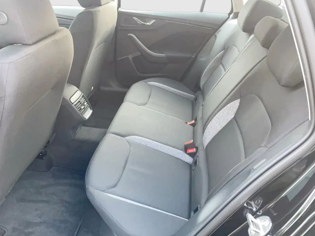 Skoda Kamiq Essence TSI