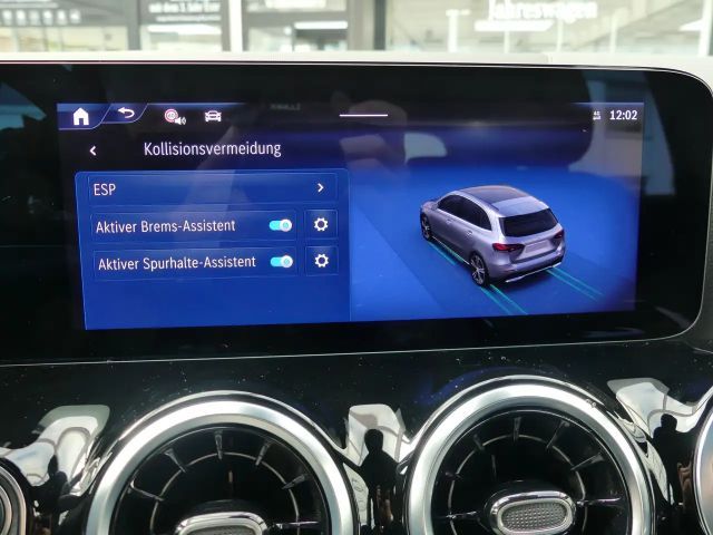 Mercedes-Benz B 180 Progressive