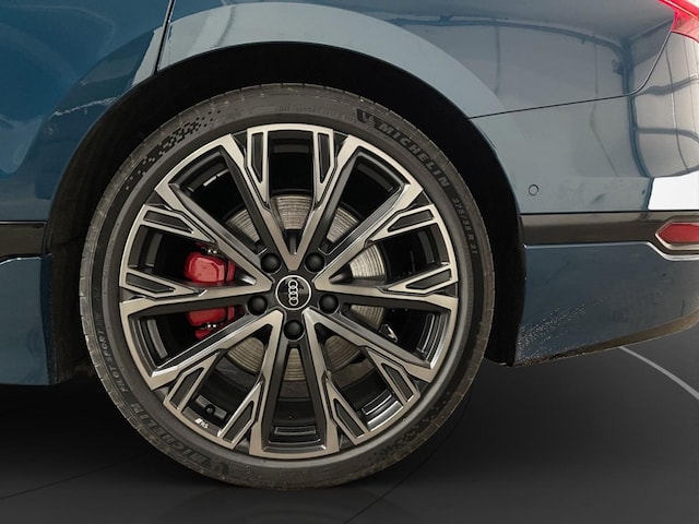 Audi A6 e-tron Avant Quattro