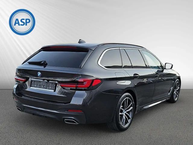 BMW 530 530e M-Sport Touring xDrive