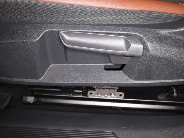 Volkswagen ID.5 77 KWh IQ.Drive Pro