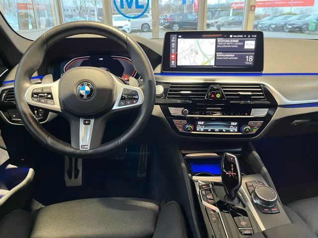 BMW 530 530i M-Sport Touring xDrive