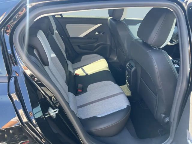 Opel Astra 1.2 Turbo Elegance Turbo